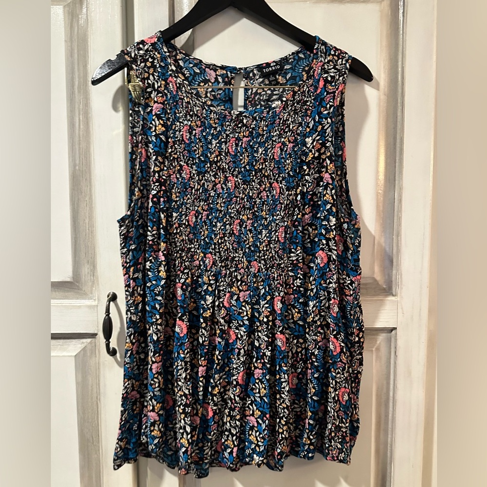 Torrid size 2 floral top
